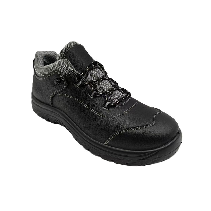 Scarpe antinfortunistiche con puntale in plastica
